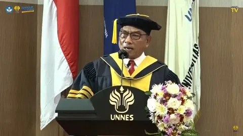 Raih Gelar Doktor Kehormatan Unnes, Moeldoko Berbicara Pembangunan Manusia Tangguh Indonesia