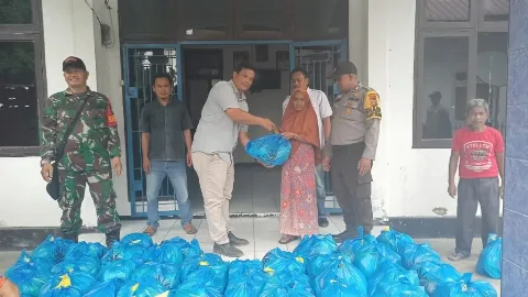 Bahagia Warga Talang Danto Disambangi Jumat Barokah PTPN V
