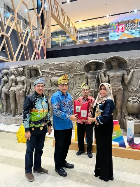 Dorong UMKM Naik Kelas, Produk Unggulan Riau Dipamerkan di Sarinah Jakarta