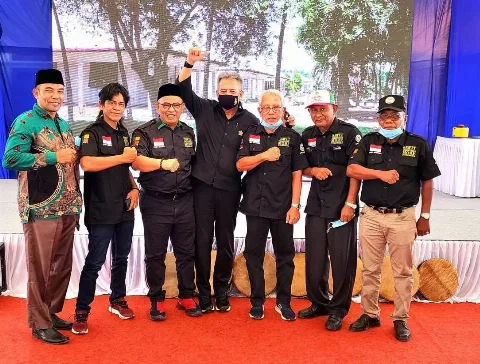 Dr. Gulat Manurung: Terima Kasih Bang Joefly, Petani Ditempatkan Sebagai Mitra Setara