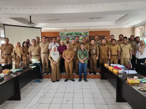 DLHK Riau Berikan Pembekalan Sumber Benih Unggul Pemuliaan Tanaman Hutan