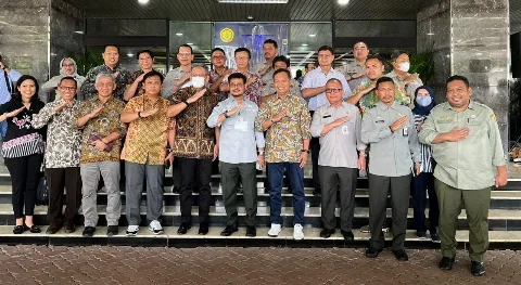 GAPKI Peduli Gempa Cianjur, Salurkan Ratusan Ton Bantuan Bahan Pokok Melalui Kementan