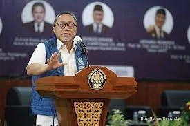 Kuliah Umum di Semarang, Mendag Zulkifli Hasan: Perkuat Pasar Ekspor Dunia untuk Wujudkan Indonesia Maju 2045