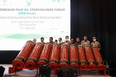 Membangun Korporatisasi Petani Melalui Kemitraan Sehat