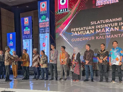 Petrokimia Gresik, Menerima Penghargaan dari Persatuan Insinyur Indonesia