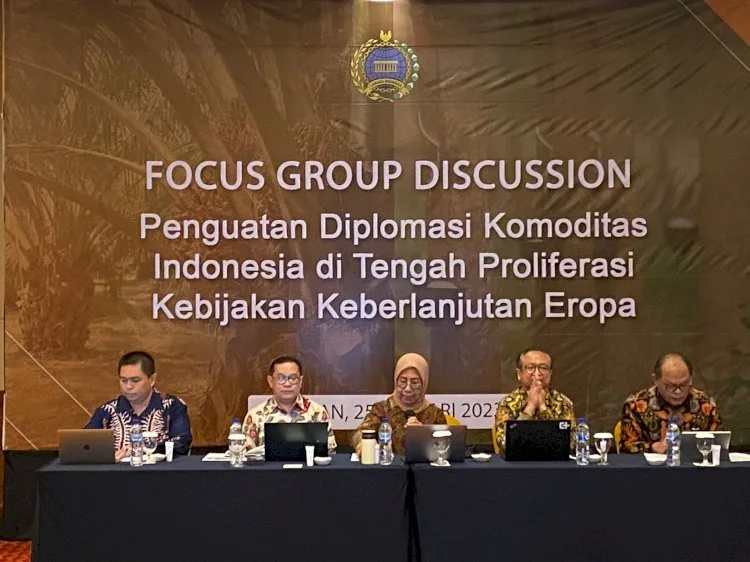 Komoditas  Strategis dan  Unggulan Indonesia  yang Rantai Pasoknya  Terdampak  oleh  Kebijakan EU