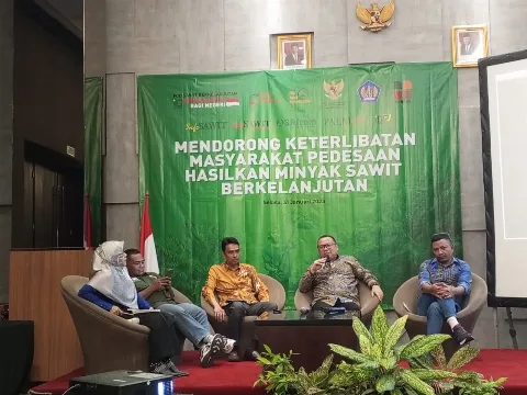 Peran Penting Pekebun Sawit untuk Keberlanjutan Kelapa Sawit Indonesia