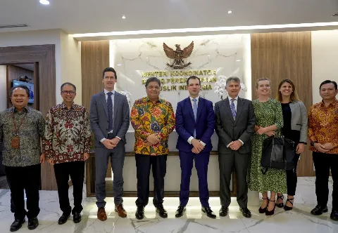 Meningkatkan Hubungan Kerja Sama Bilateral, Menunjang Perekonomian Nasional