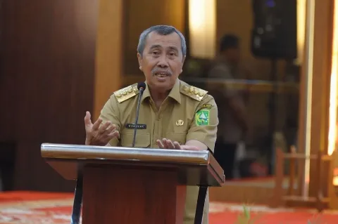 Riau Tidak Boleh Terjadi Kelangkaan Minyak Goreng, Karena Riau Penghasil Sawit Terbesar di Indonesia