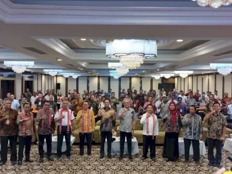 Mengembangkan Kewirausahaan di Desa-Desa Penghasil kelapa Sawit di Seluruh Indonesia
