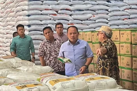 Polda Riau, Melakukan Pemantauan Harga dan Ketersediaan Pangan
