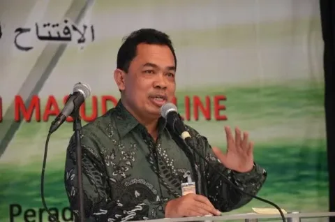 Pengelolaan Sumberdaya Alam di Persimpangan Jalan: Kelapa Sawit Kambing Hitam