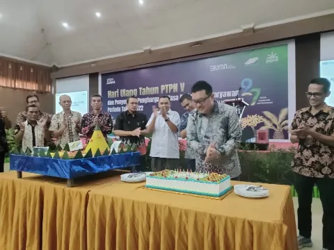 Pecahkan Rekor Tertinggi Kinerja Finansial