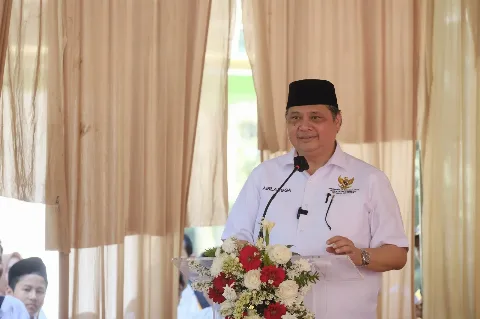 Menko Airlangga Dukung Kemandirian Ekonomi Berbasis Pondok Pesantren
