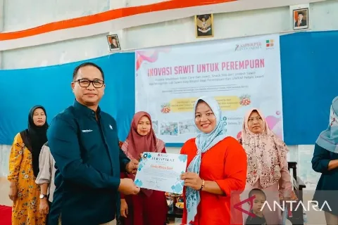 PTPN IV PalmCo Mendorong Kemandirian Ekonomi Perempuan Melalui Pelatihan Inovasi Produk Turunan Sawit