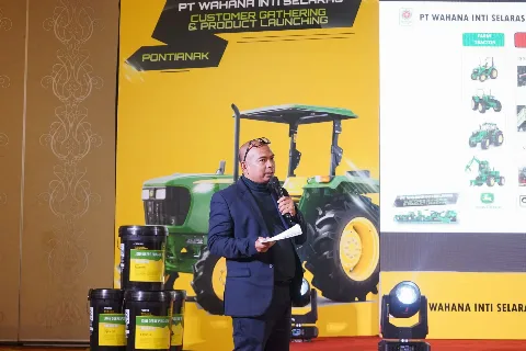 Traktor John Deere 5075E Pilihan Tepat Mekanisasi Sawit