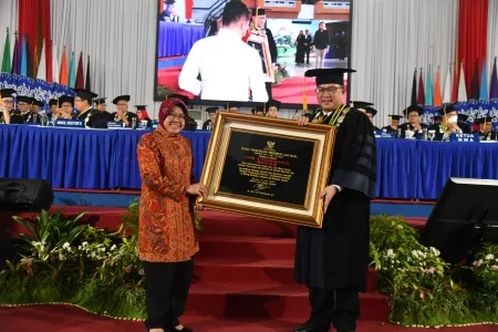 Menteri Sosial (Mensos) RI, Dr (HC) Risma: Membangun Indonesia Melalui Pangan