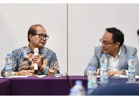 SesKemenKopUKM  Menghimpun Pandangan Serta Menjaring Aspirasi Publik