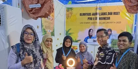 Inovasi Stickbalt, Sebagai Kosmetik Halal Berbahan Kombinasi Kelapa Sawit dan Madu Sialang