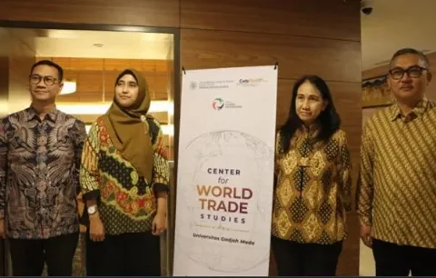 Perkuat Posisi Indonesia, UGM Susun Strategi Diplomasi Sawit Hadapi Aturan Global