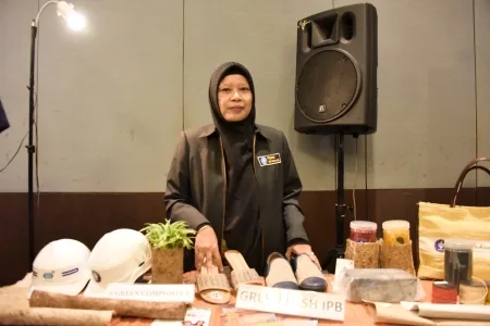 Green Fashion Sawit: Serat Kapas dan Serat Polimer Sintetis, Berbasis Biomass Sawit