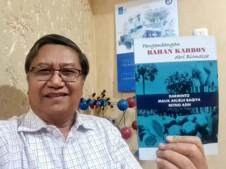 Biomassa Menjadi Sel Surya