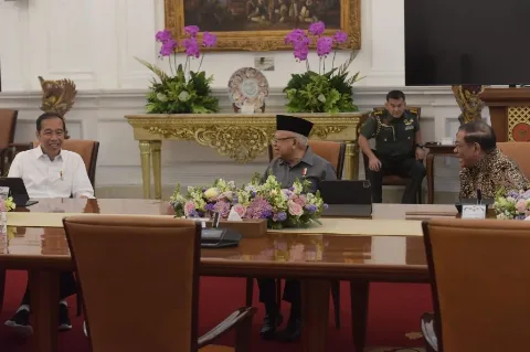 Presiden RI Joko Widodo Memimpin Rapat Terbatas  Mengenai Peningkatan Produksi dan Hilirisasi Produk Pangan