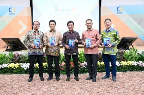 Launching Buku Eddy Abdurrachman, Menkeu: Beliau Pemimpin Yang Membawa Perubahan