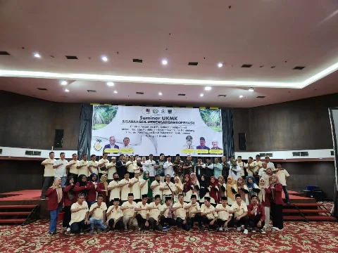 APKASINDO Sumbar dan BPDPKS Gerakkan Santripeneur Sawit Dukung PSR