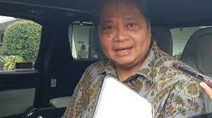 Airlangga Hartarto Memenuhi Panggilan  Jaksa Agung