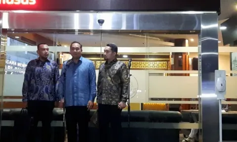 M Lutfi Menjawab 61 Pertanyaan Soal Ekspor CPO