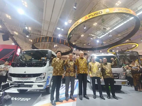 Mitsubishi Fuso Tampil di GIIAS 2023 dengan 7 unit truk Unggulan