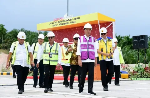 Apkasindo: Truk Sawit Dilarang Masuk Tol Pekanbaru-Dumai, Pengelola Tol Dinilai Melenceng Dari Visi Presiden Jokowi