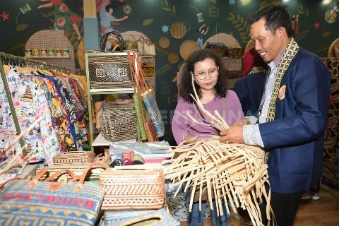 UMKM Binaan Pertamina Hadir di Inacraft 2023
