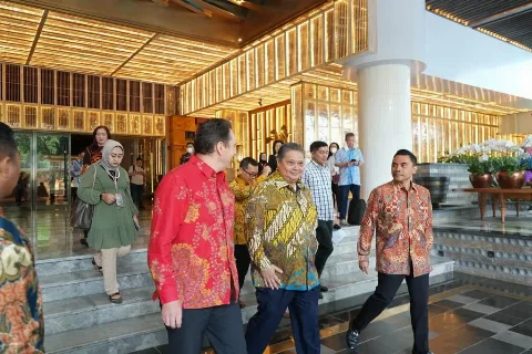 Fasilitasi UMKM dan Penyediaan Lapangan Kerja untuk Peningkatan Pertumbuhan Ekonomi
