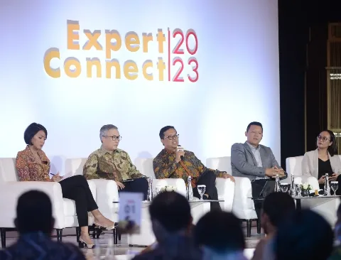 Mewaspadai Disrupsi Industri Sawit