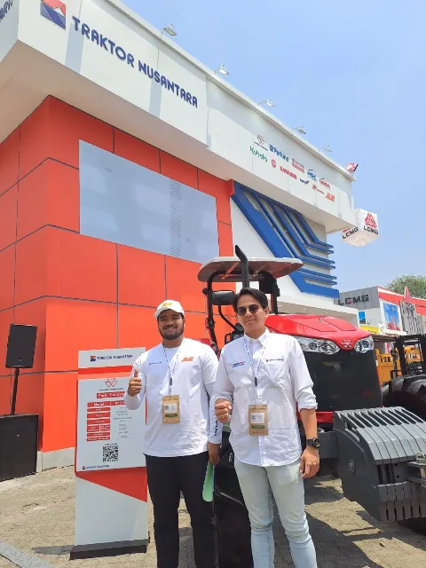 Traktor Massey Ferguson Handal di Kegiatan Mekanisasi Kebun Sawit