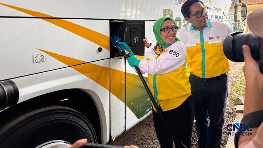 B50 Diuji Coba Pada Truk Dan Bus Besar merek Mercedes-Benz Serta UD Trucks Asal Jepang